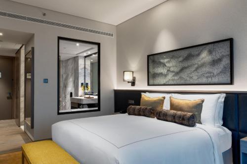 36 Hours Staycation Offer - Family Interconnecting Golf View Room, with 20% off F&B, Early Check-in (6 am) Late Check-out (6 pm)