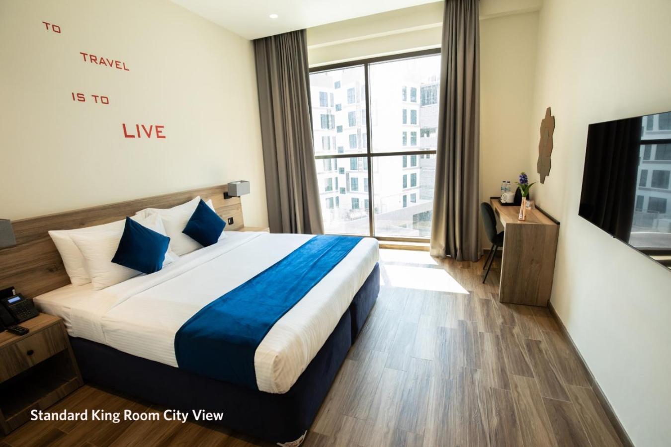 Standard Room King Bed (includes 15% off F&B)