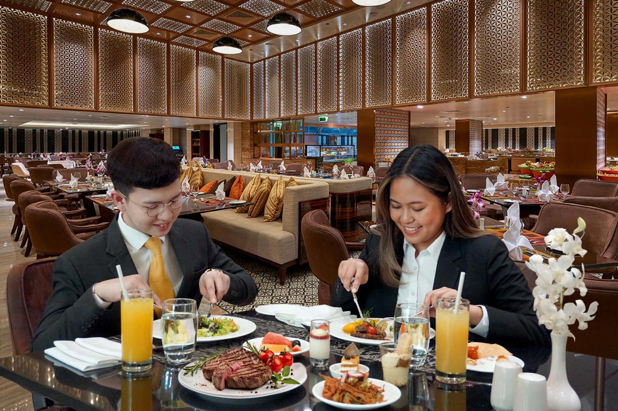 Superior King Room complimentary shuttle to DXB Airport Terminal 1 & 3