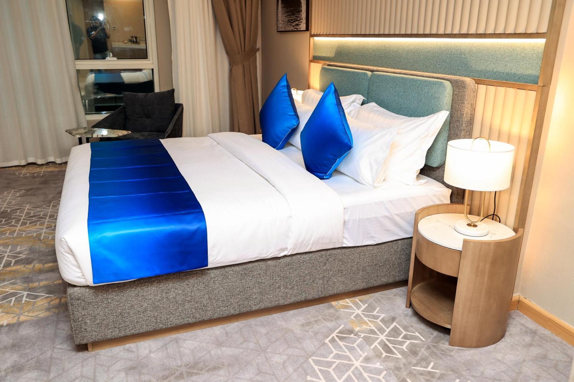 Premium King Room - Non-Smoking