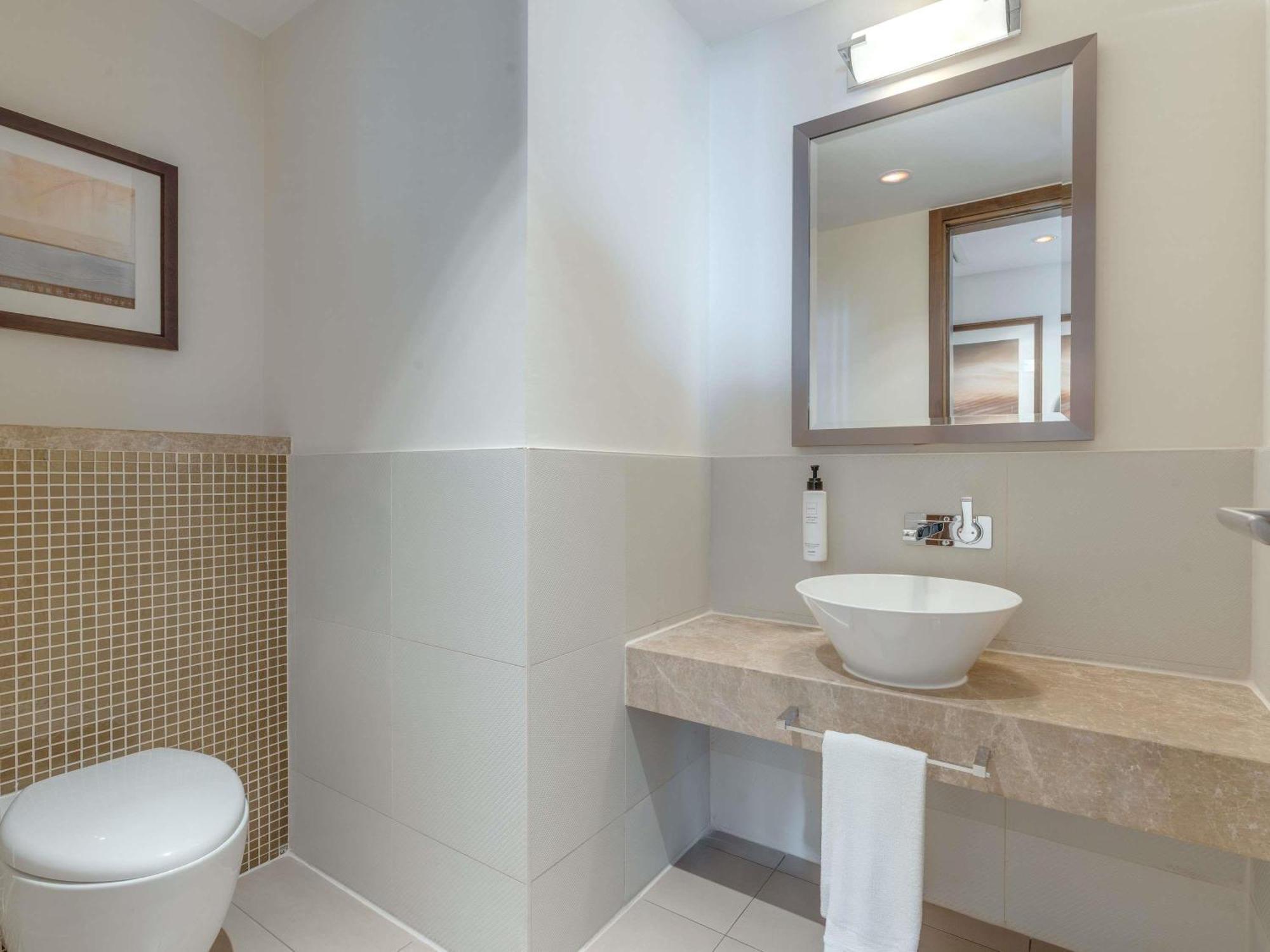 Two-Bedroom Premium Apartment Burj Khalifa Creek View