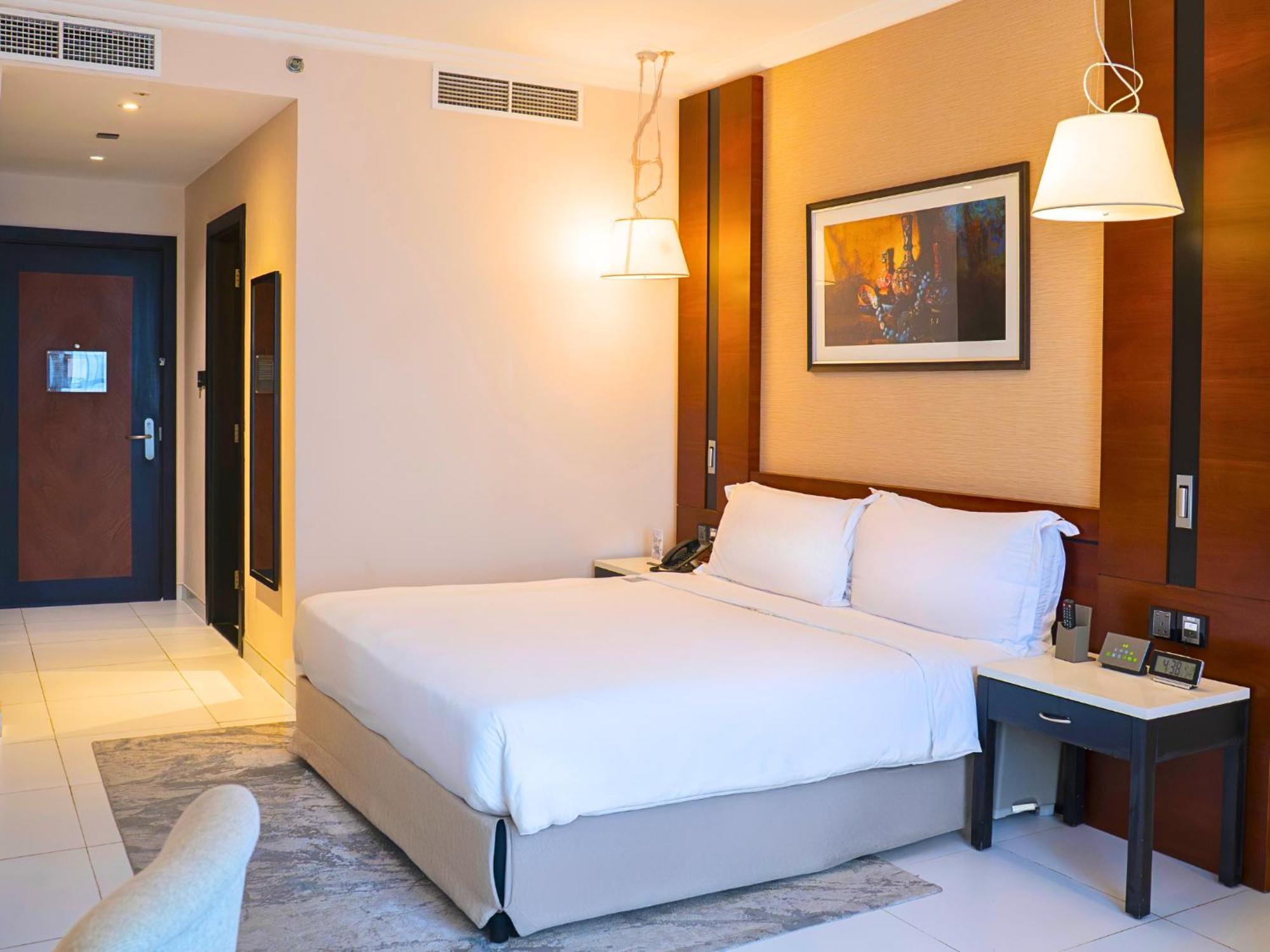 Deluxe King Room Inclusive of on F&B Laundry SPA,1743431220:JPEG