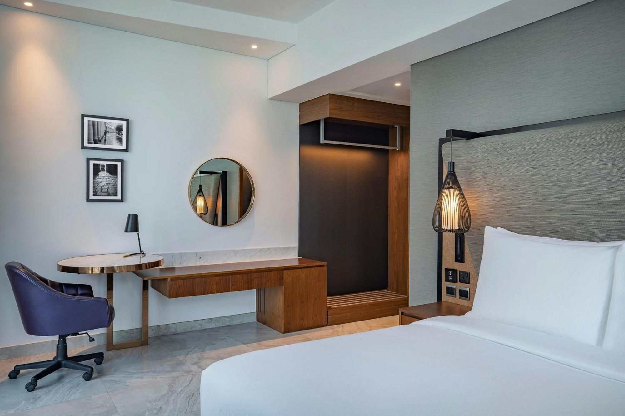 Premier King Room with Balcony and Terrace