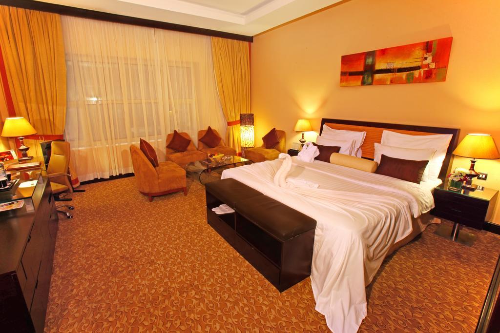 Deluxe Double Room with Bath