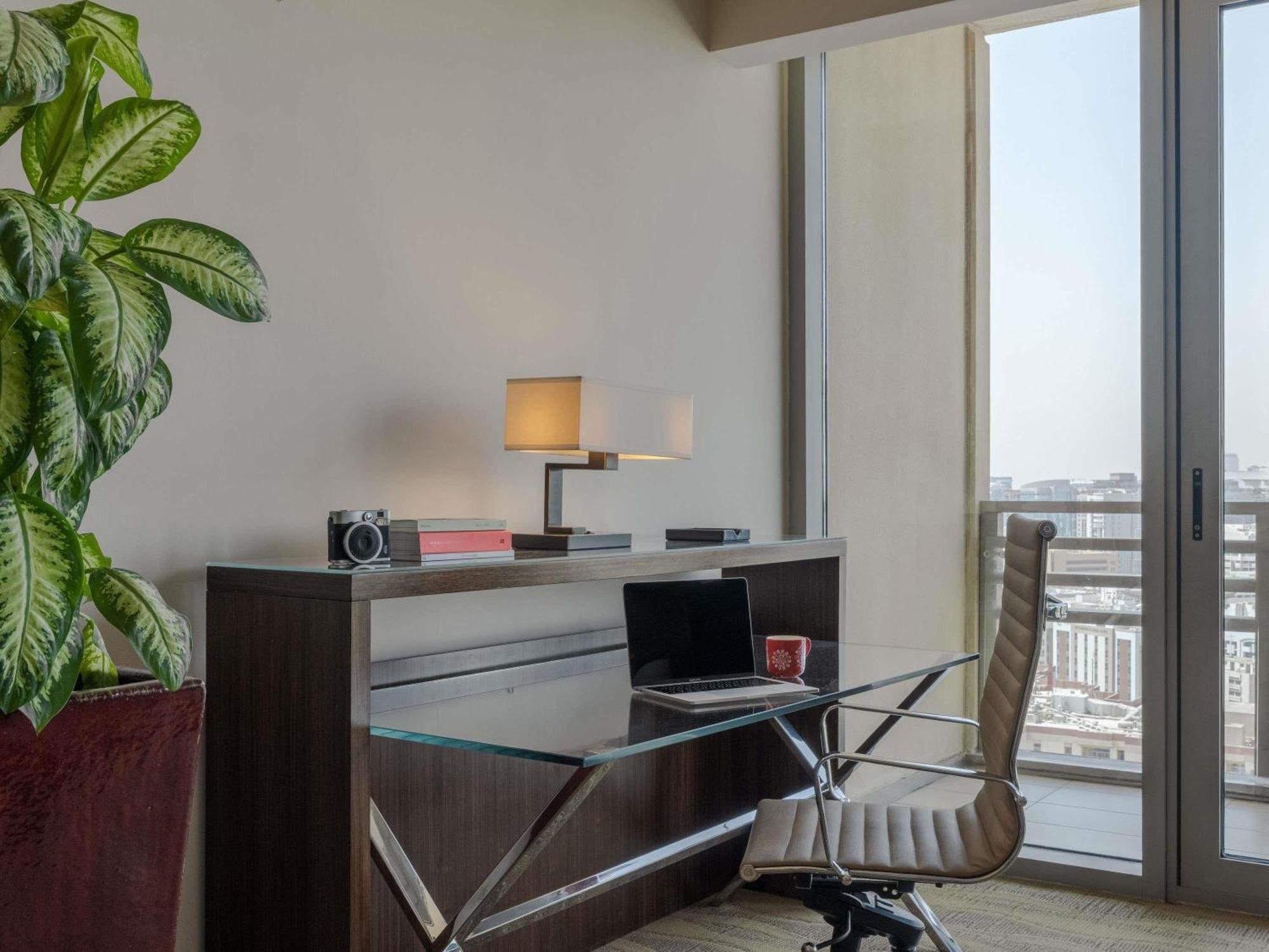 Two-Bedroom Premium Apartment Burj Khalifa Creek View