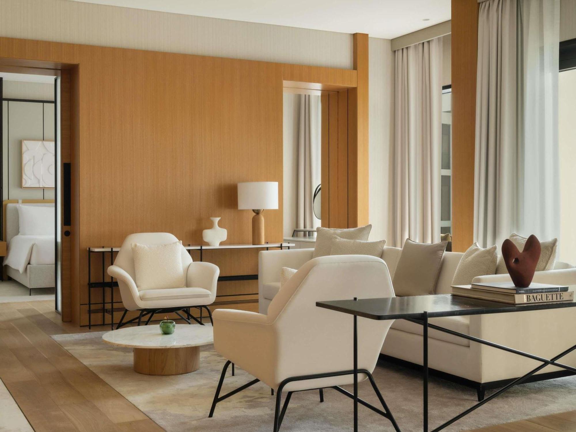 The Collins Suite