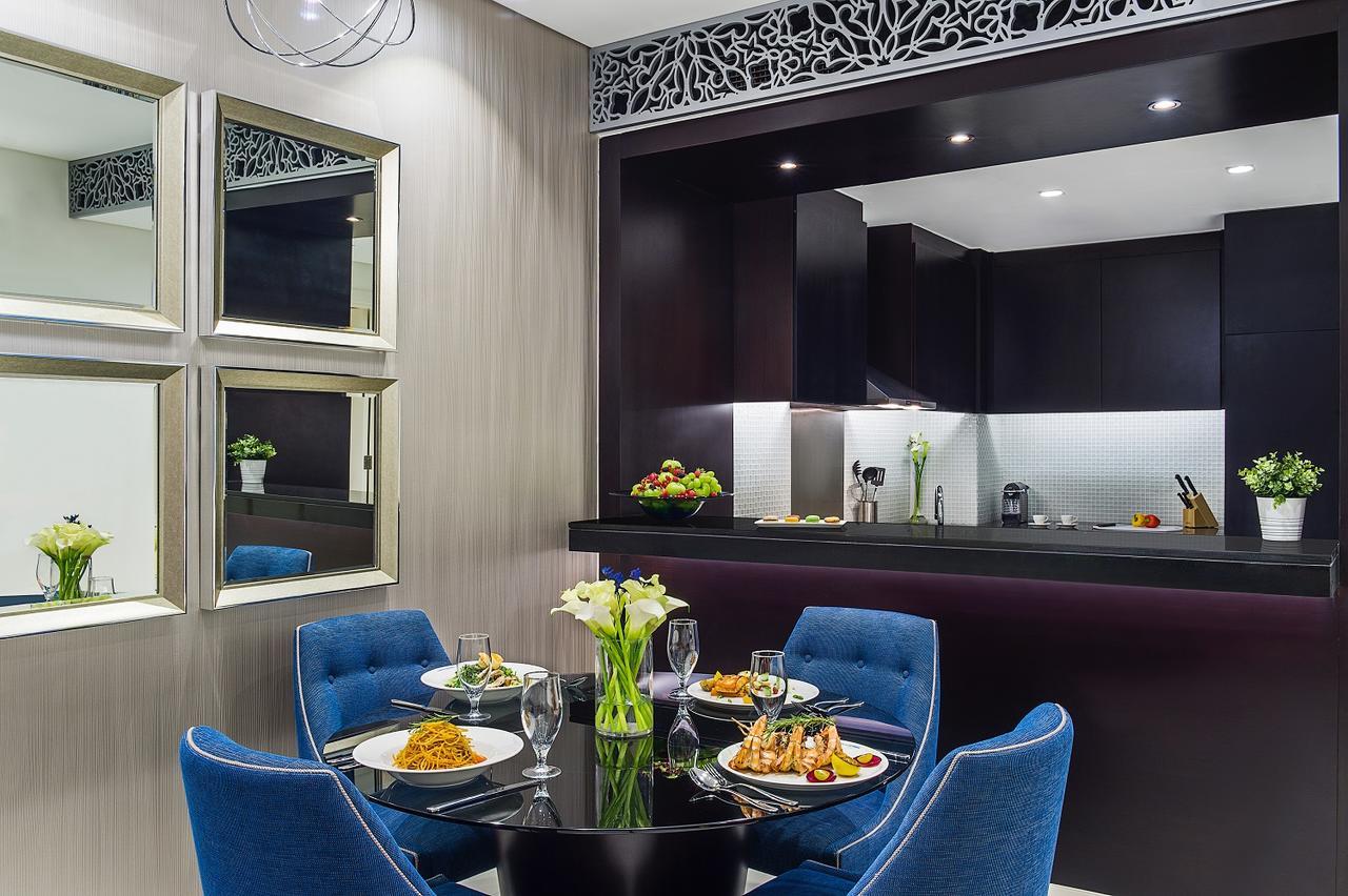 Three Bedroom Suite Private Balcony City Skyline View