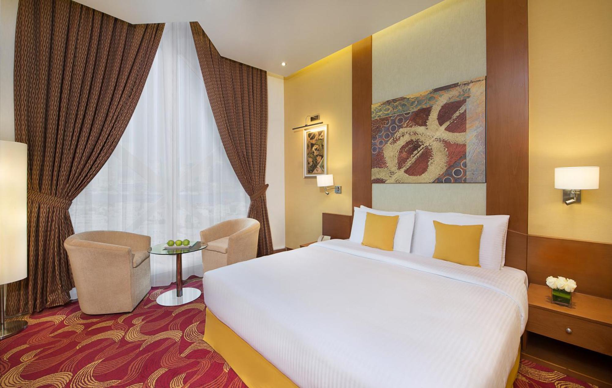 Seasons Suite
