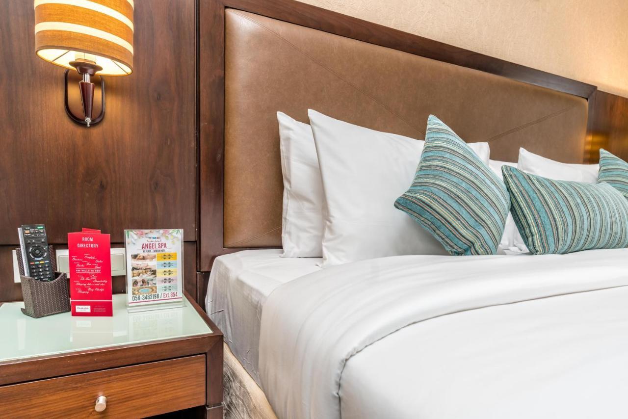 Family King Suite - Non-Smoking