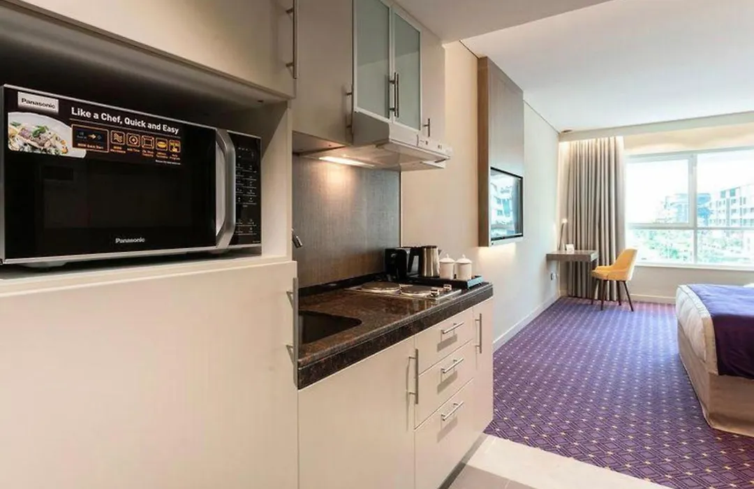 Leva Hotel And Suites, Opposite Downtown-1