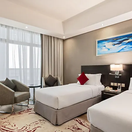 Ramada By Wyndham Dubai Barsha Heights-3