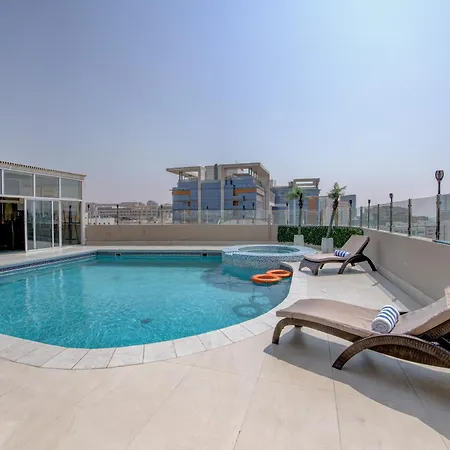 Howard Johnson Plaza By Wyndham Dubai Deira-2