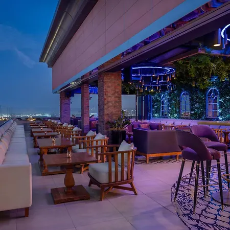 Hyatt Regency Dubai Creek Heights-3