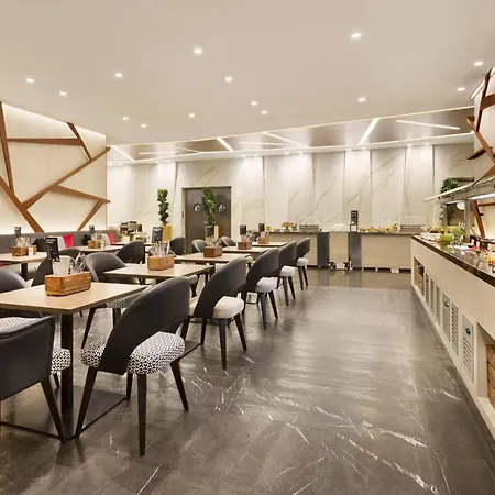 Tryp By Wyndham Dubai-3