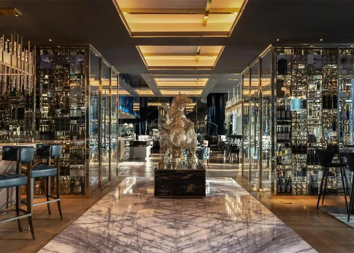 Waldorf Astoria Dubai International Financial Centre Hotel