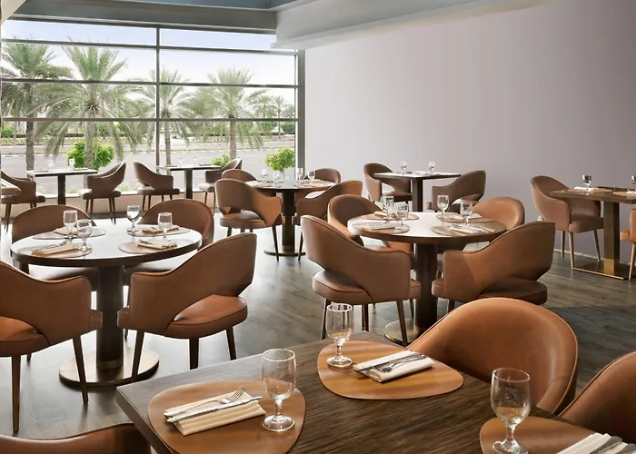 Moevenpick Dubai Creek Hotel